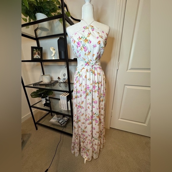 NWT WAYF Metallic Halter Maxi Dress Ivory Floral Size L - Picture 3 of 8